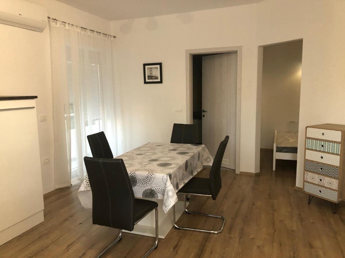 Apartmaji Meduza Izola Ngoại thất bức ảnh
