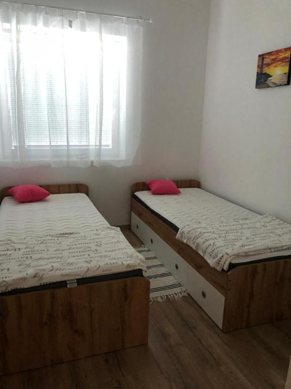 Apartmaji Meduza Izola Ngoại thất bức ảnh